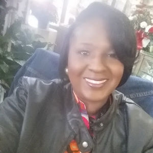 Meet your Posher, Lashunda